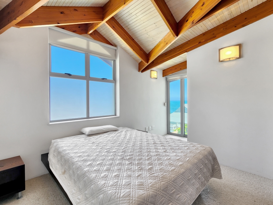 3 Bedroom Property for Sale in Bakoven Western Cape